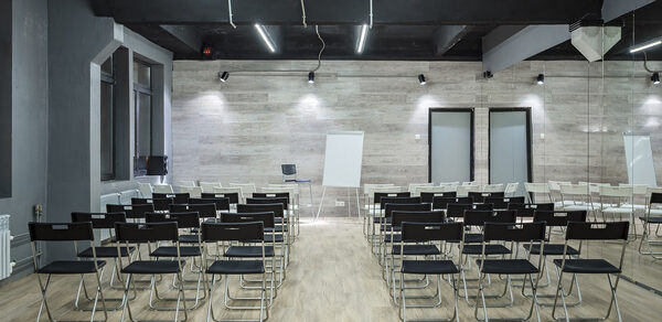 Gold&Dance Просторный зал для мероприятий