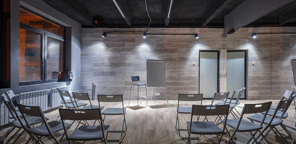 Gold&Dance Просторный зал для мероприятий