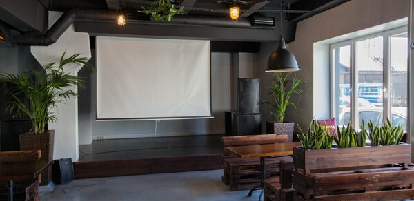 Metropolis Kitchen & Bar (Метрополис Китчен & Бар)