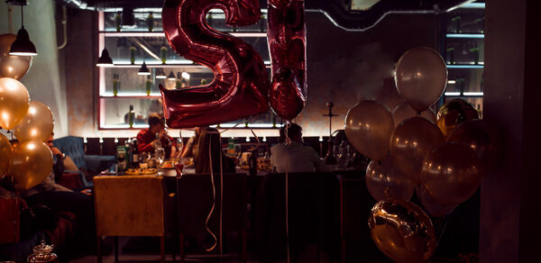 Лофт-бар с концептуальным дизайном