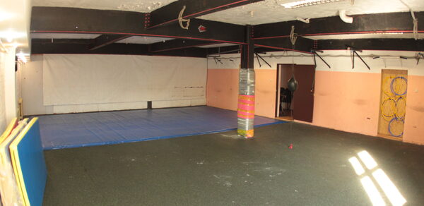 Gym next to the metro