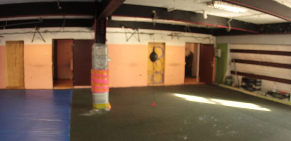 Gym next to the metro