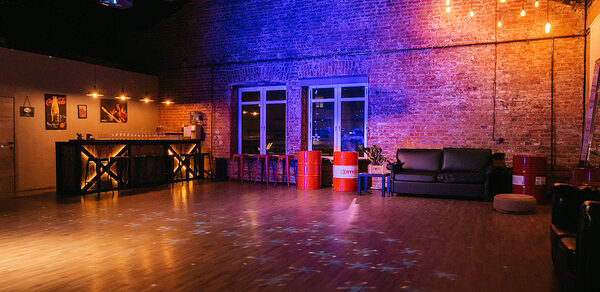 Rave On Loft. Просторный лофт с летней верандой