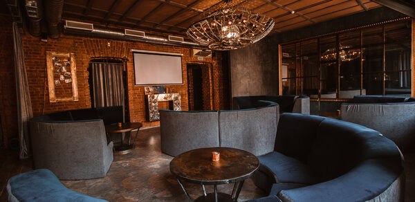 Hedonist. Лаунж -лофт в историческом центре Петербурга