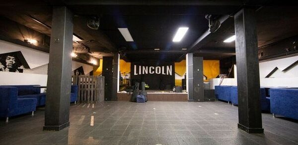 roomin' at squat 3/4 