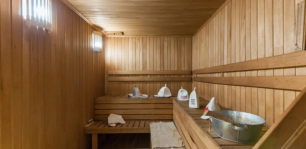 Двухэтажный дом для корпоративов и вечеринок