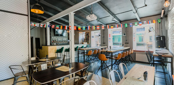 Avrora Bar. Лофт в американском стиле