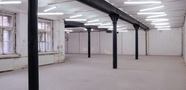 Лофт в белом кирпиче в центре Петербурга