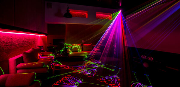 Караоке-лофт со светомузыкой