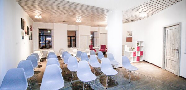 АО "ЭЛЕКТРОЗАВОД" Лофт с отдельным входом и парковкой