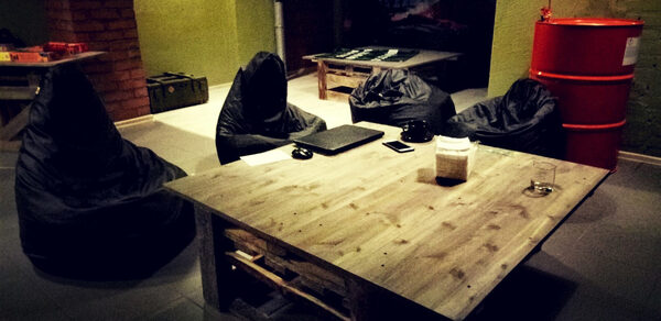 Лофт с пуфиками