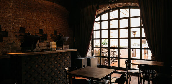 Ресторан Гимназия с летней верандой