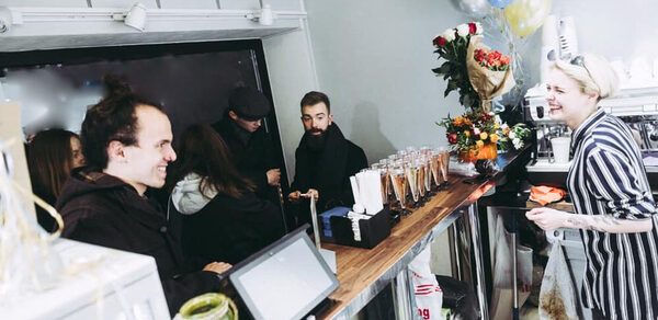 Лофт с панорамными окнами в центре города