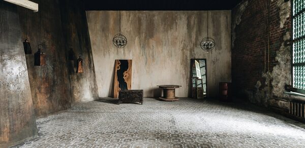 Полигон. Текстурный зал Лофт с фактурными стенами