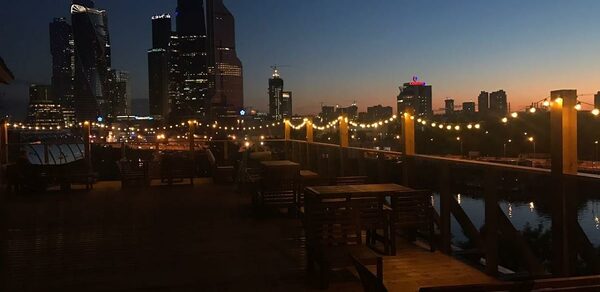 Бар-ресторан Счастье на Крыше