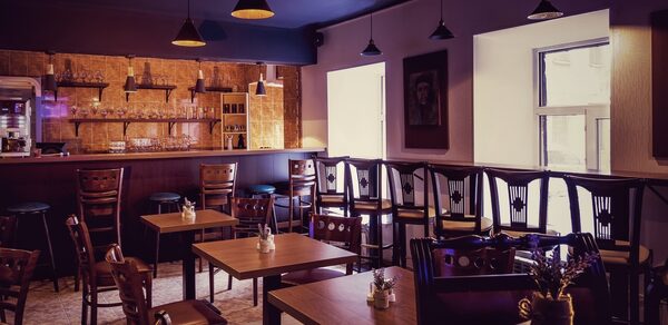 Кафе «3 Му-Табаль» под закрытие в центре