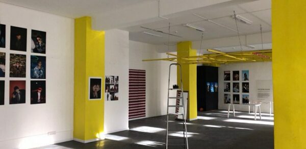 Просторный лофт с колоннами