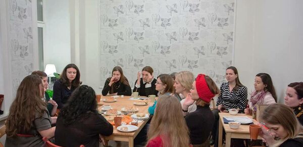 Пространство Белый лист с хорошей акустикой