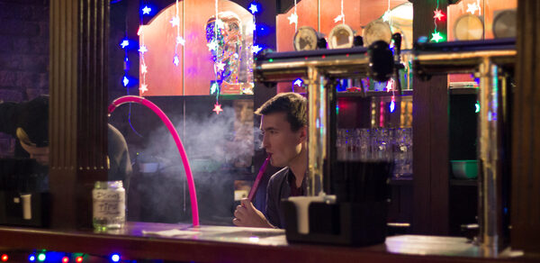 Бар под закрытие для любителей игр