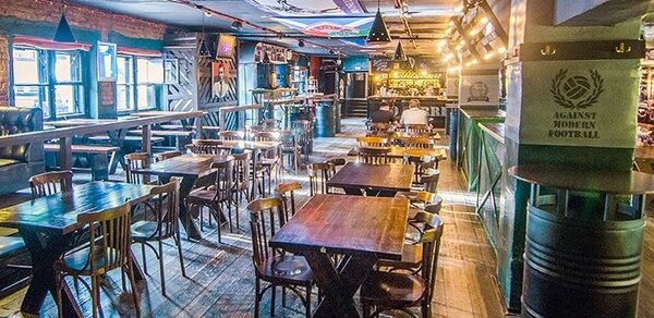 Бар со сценой в стиле рок