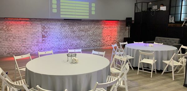 Loft Chicago (Лофт Чикаго). Светлый лофт с высокими потолками
