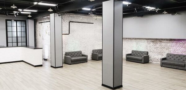 Loft Chicago (Лофт Чикаго). Светлый лофт с высокими потолками