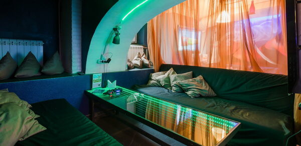 River Haze. Бар-кальянная для вечеринок под закрытие