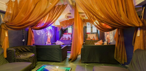 River Haze. Бар-кальянная для вечеринок под закрытие