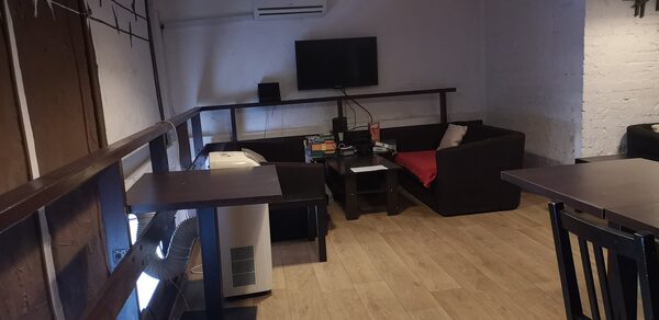 Второй этаж бара