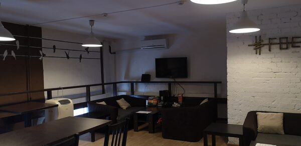 Второй этаж бара