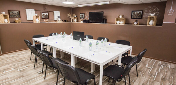 Арбат Инн Уютный зал для проведения бизнес-встреч