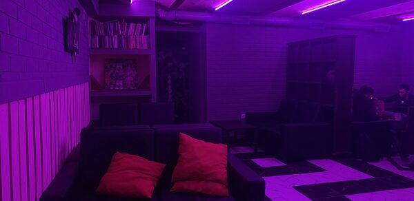 Лофт с небольшой сценой