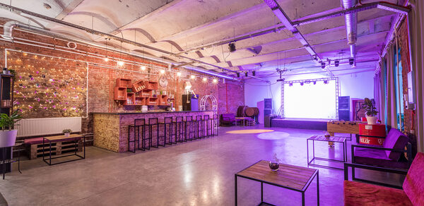 COM.NATA. Лофт-пространство в красном кирпиче 