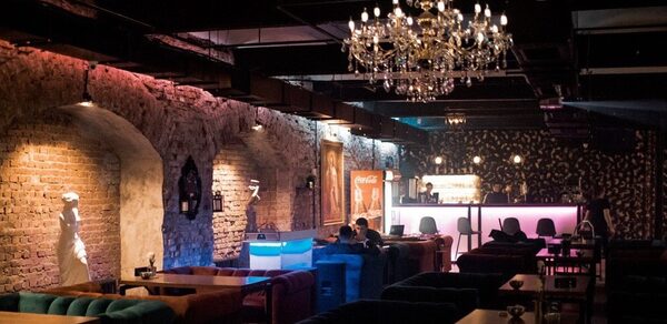 Loft for Friends Лаунж-бар с летней верандой