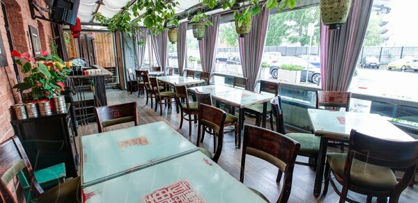 Bruce Lee Restaurant & Bar