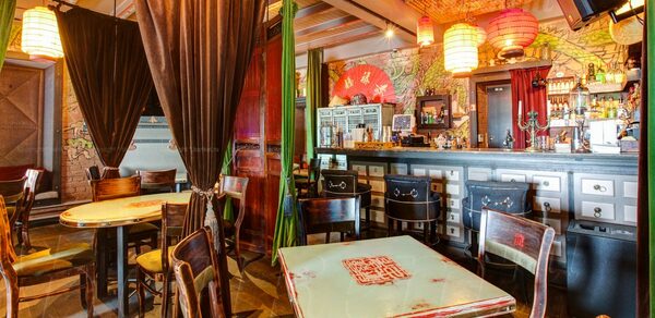 Bruce Lee Restaurant & Bar