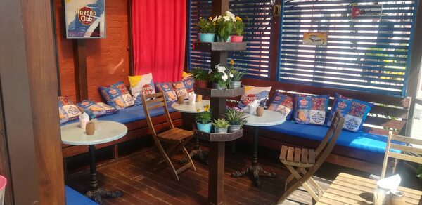 Bruce Lee Restaurant & Bar