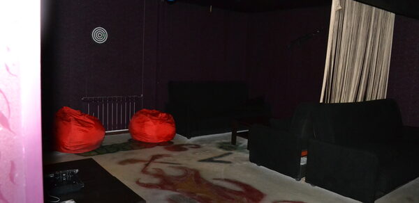 Лофт с пуфиками на севере