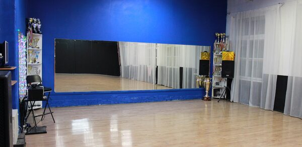 Студия танца AlphaDance