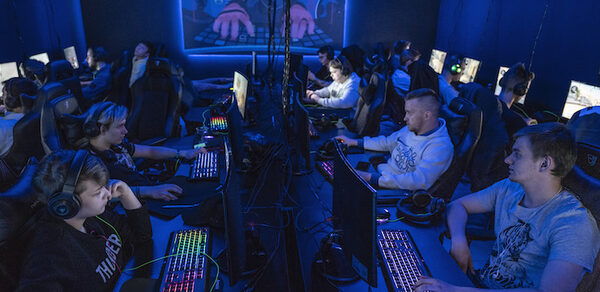 Клуб компьютерных и консольных игр