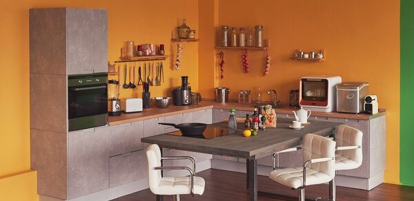 C9 studio. Яркий лоф - зал с кухней