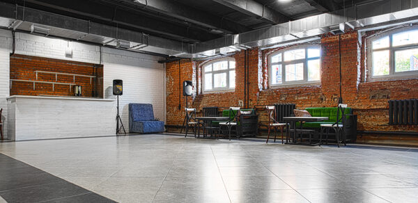 Бизнес-центр Новослободский Лофт с кирпичными стенами