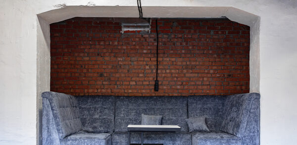 Бизнес-центр Новослободский Лофт с кирпичными стенами