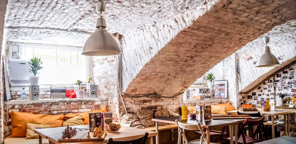 «Взаперти» Лофт со сводчатым потолком