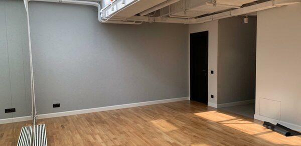 Light training studio