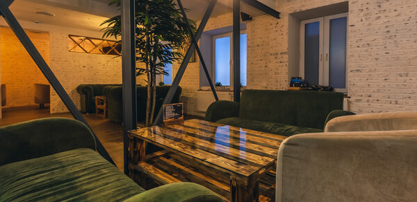 Лаунж-бар Friends place в центре