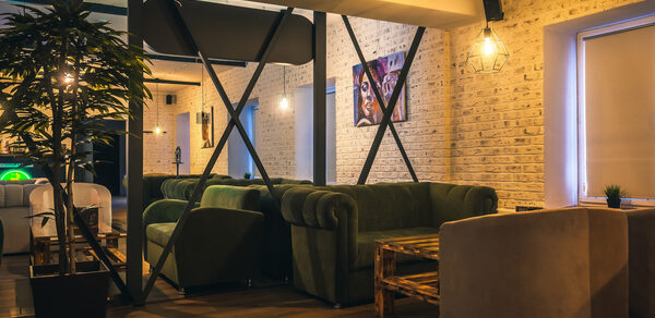 Лаунж-бар Friends place в центре