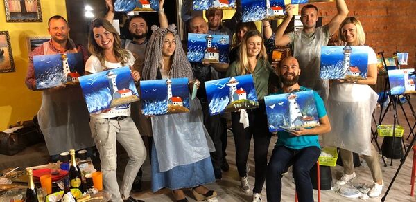 Art -studio Яркий лофт с выходом на крышу