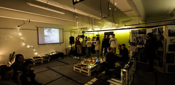 JamTown Яркая lounge-зона