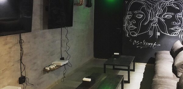 Пространство с lounge -зонами